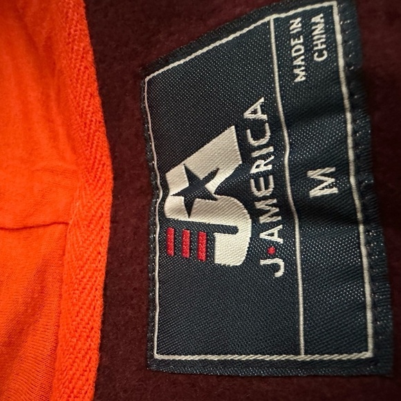 Virginia Tech Embroiled Zip Up Hoodie Jacket and T-Shirt - Picture 5 of 10